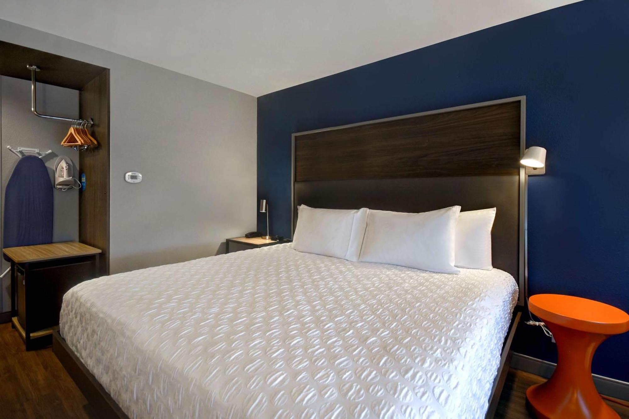 Hotel Tru By Hilton Concord, Nh Exterior foto